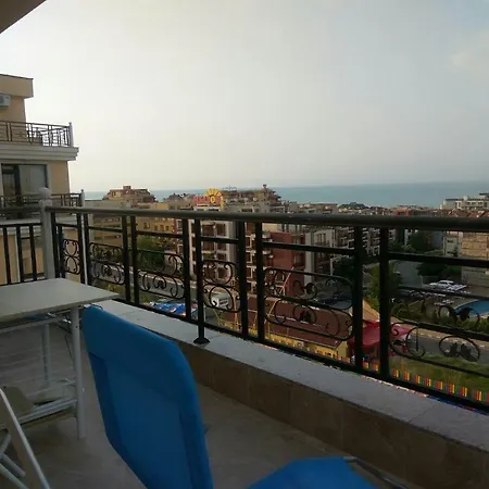 Apartment Raduga 2 *